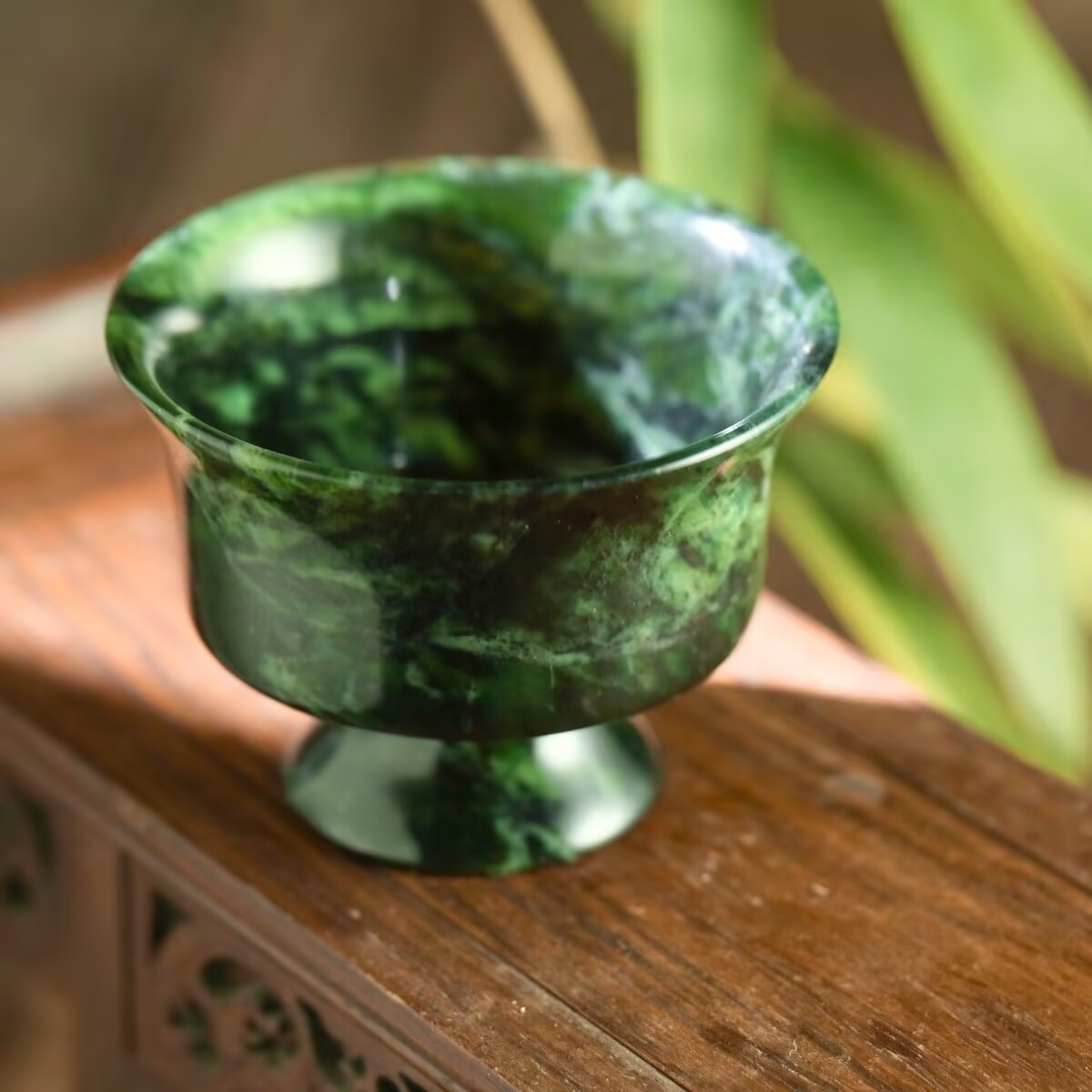 Gongfu Tea Set - ナチュラルグリーンヒスイティーカップ石茶セット本物のチベット医学王石磁気翡翠マスターカップ健康 Gongfu 茶器