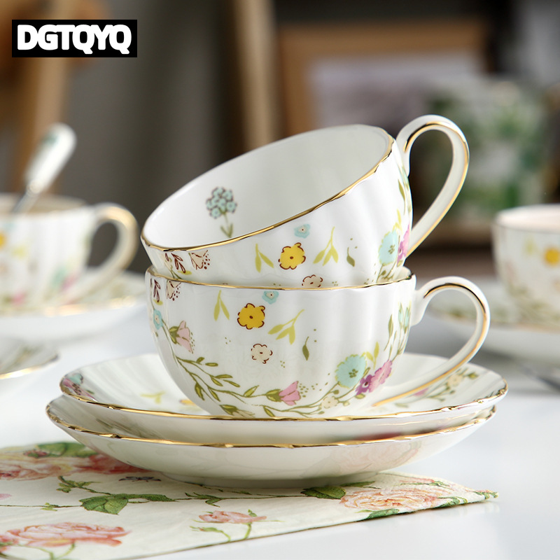 2個セット ヴィンテージ風 花柄 セラミックコーヒーカップ＆ - Coffee Tea Catering のレビューと価格