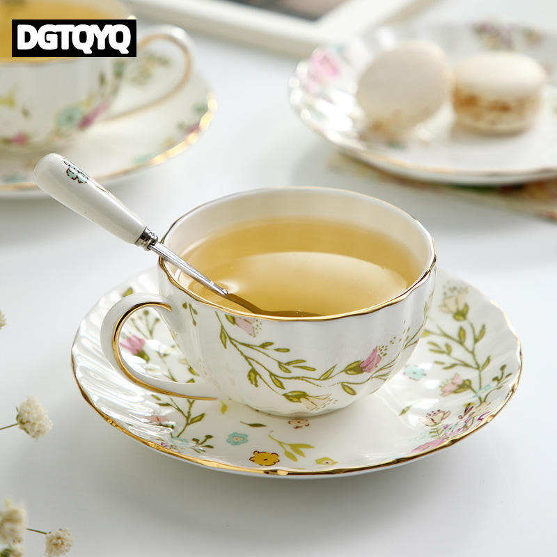 2個セット ヴィンテージ風 花柄 セラミックコーヒーカップ＆ - Coffee Tea Catering のレビューと価格